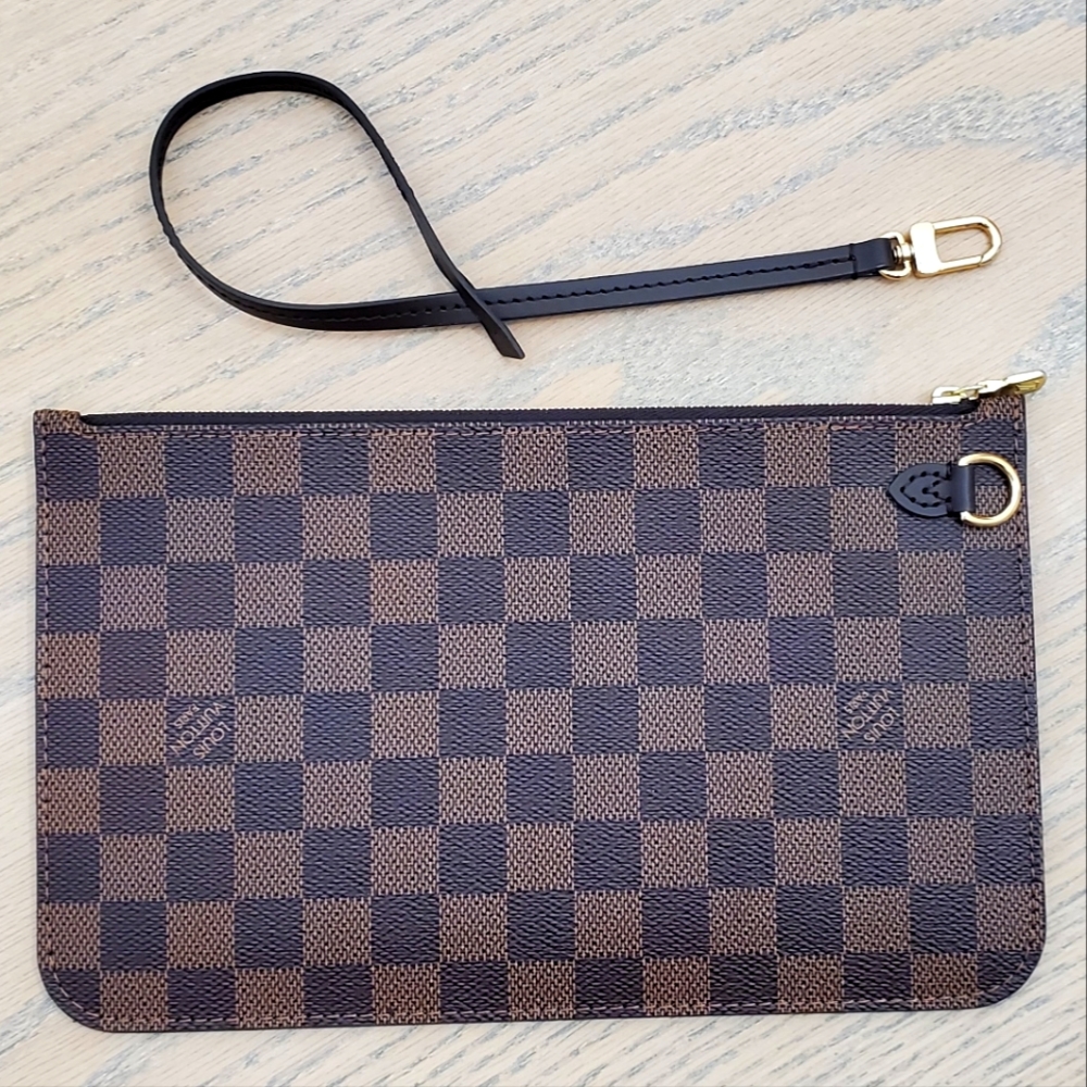 Louis Vuitton 2022 Pochette / Pouch Damier Ebene